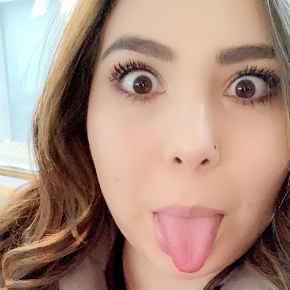 Meet your Posher, Raquel